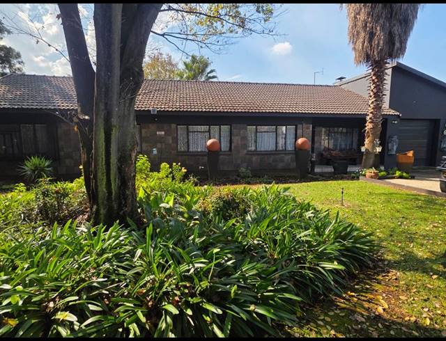 4 BEDROOM HOUSE FOR SALE IN MEYERTON CENTRAL